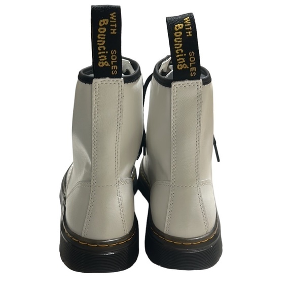 Dr Martens Zavala Combat boots White Leather
Unisex Size Women 7 Men 6 - Picture 8 of 10